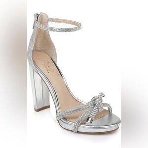 Jewel Badgley Mischka Silver Platform Heel